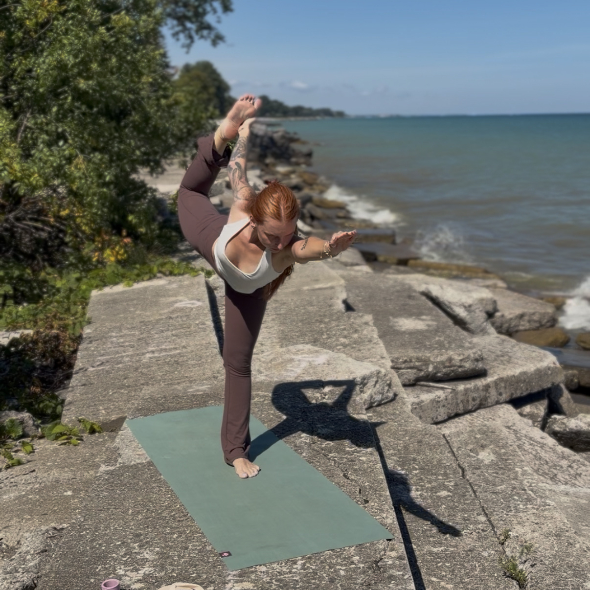 Kami S-a, Yoga coach